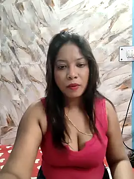 hornyzinia123 online show from 04-12-26, 03:11