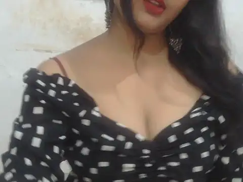 Snapshot of POOJA_199 chatting on 07-16-26, 08:09 POOJA 199 online show from 07-16-26, 08:09