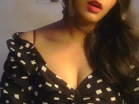 Snapshot of POOJA_199 chatting on 07-20-26, 09:12 POOJA 199 online show from 07-20-26, 09:12