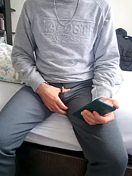 esmerkralkobra online show from 11-15-25, 10:01