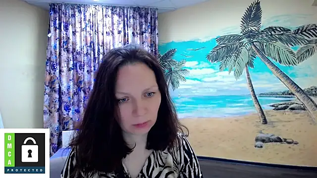 Snapshot of Graceful_Lady chatting on 10-05-25, 11:08 Graceful Lady online show from 10-05-25, 11:08