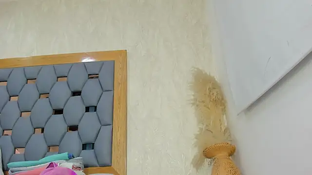 crystal sm online show from 02-27-26, 03:06