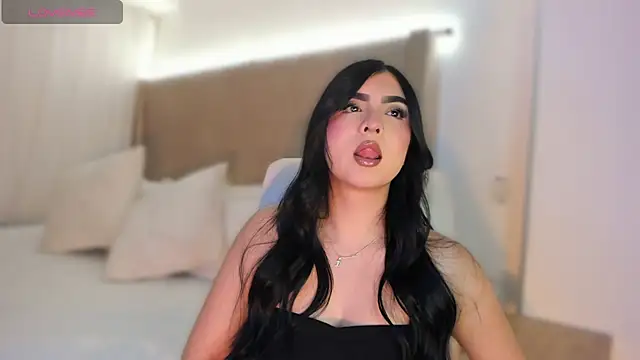 Snapshot of Sweety_Nicole_ chatting on 06-24-26, 04:44 Sweety Nicole online show from 06-24-26, 04:44