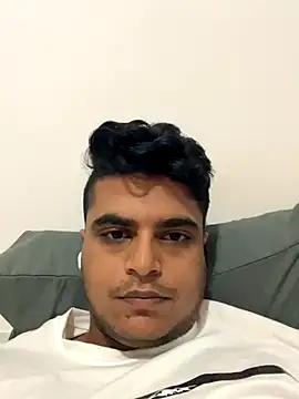 Snapshot of Noam7080z chatting on 10-04-25, 03:54 Noam7080z online show from 10-04-25, 03:54