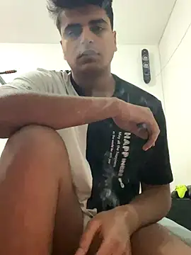 Snapshot of Noam7080z chatting on 11-20-25, 09:25 Noam7080z online show from 11-20-25, 09:25