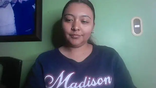 Snapshot of ALANA_150 chatting on 07-22-26, 01:36 ALANA 150 online show from 07-22-26, 01:36