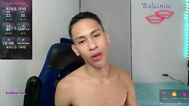 dylan apol0 online show from 11-13-25, 06:23