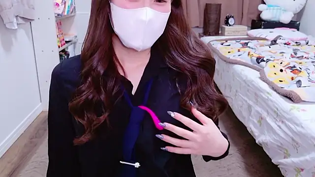 Snapshot of MOEMOE-Q chatting on 11-30-25, 04:55 MOEMOE-Q online show from 11-30-25, 04:55