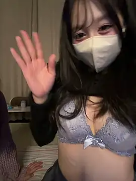 Snapshot of MOEMOE-Q chatting on 04-28-26, 01:49 MOEMOE-Q online show from 04-28-26, 01:49