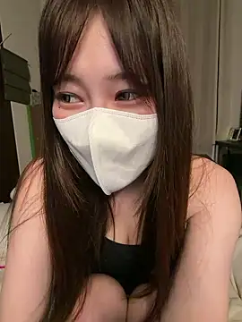 Snapshot of MOEMOE-Q chatting on 05-13-26, 05:21 MOEMOE-Q online show from 05-13-26, 05:21