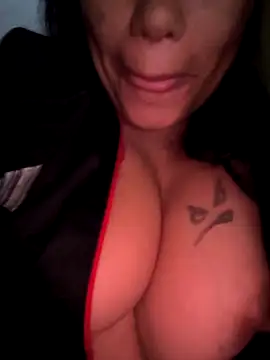 jojo surfistinha89 online show from 10-31-25, 03:13