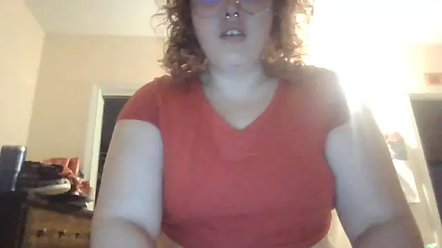 nuttiebuddy1 online show from 10-09-25, 08:12