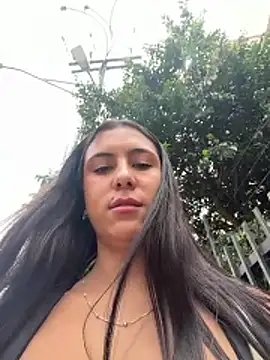 Sarahcutexoxox online show from 06-15-26, 05:04