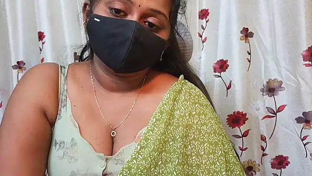 Snapshot of Pavani-Sexy chatting on 07-18-26, 05:06 Pavani-Sexy online show from 07-18-26, 05:06