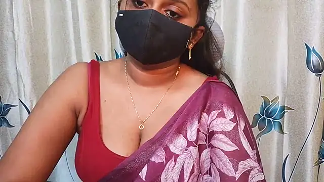 Snapshot of Pavani-Sexy chatting on 07-29-26, 03:43 Pavani-Sexy online show from 07-29-26, 03:43