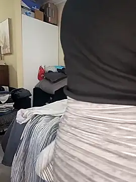 ALICIA X98 online show from 02-16-26, 07:04