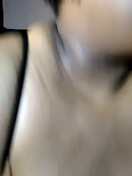 Snapshot of SeductionBoobs chatting on 06-27-26, 10:31 SeductionBoobs online show from 06-27-26, 10:31