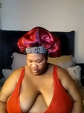 Snapshot of SeductionBoobs chatting on 07-12-26, 08:49 SeductionBoobs online show from 07-12-26, 08:49