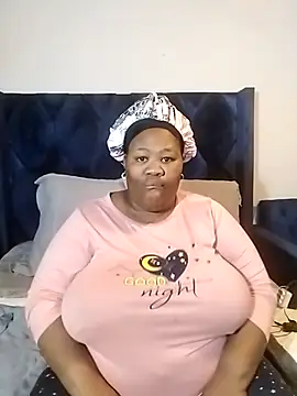 Snapshot of SeductionBoobs chatting on 07-24-26, 10:08 SeductionBoobs online show from 07-24-26, 10:08