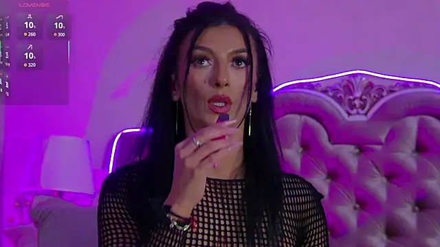 Snapshot of KinkyAmelie chatting on 10-08-25, 05:21 KinkyAmelie online show from 10-08-25, 05:21