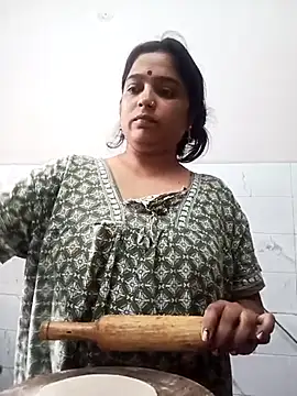 Trisha 71 online show from 10-30-25, 04:25