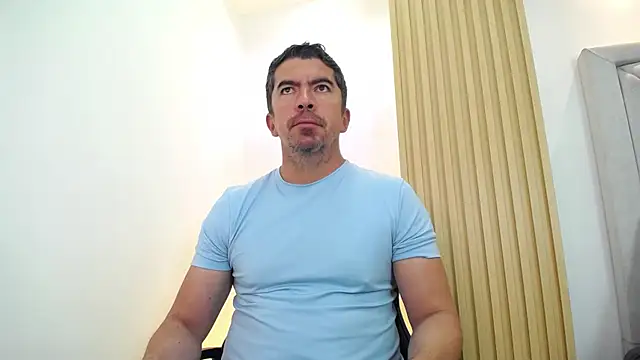 JuanKFit 45 online show from 04-24-26, 01:02