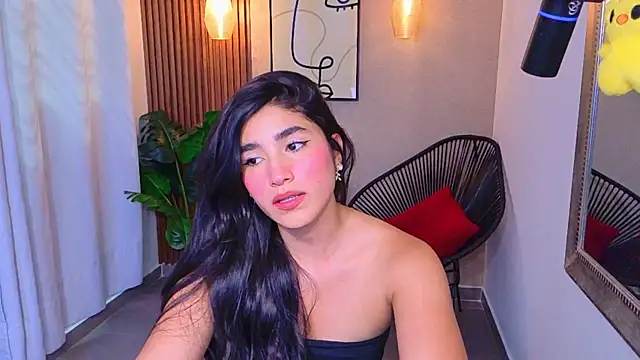 Lia Mar  online show from 05-28-26, 06:16