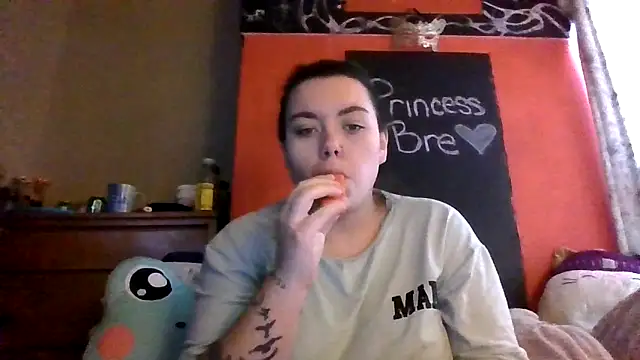 Snapshot of princessbr_013 chatting on 02-01-26, 02:37 princessbr 013 online show from 02-01-26, 02:37