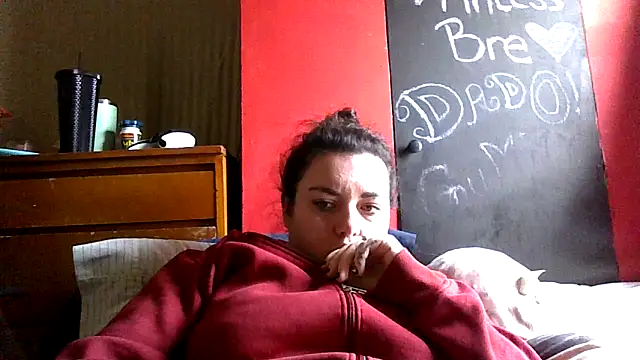 Snapshot of princessbr_013 chatting on 02-16-26, 08:49 princessbr 013 online show from 02-16-26, 08:49