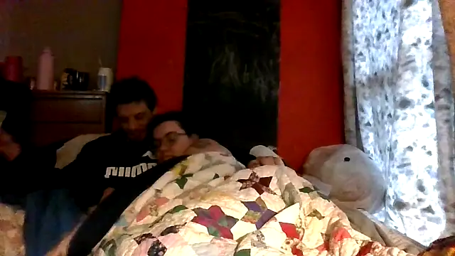 Snapshot of princessbr_013 chatting on 03-11-26, 02:12 princessbr 013 online show from 03-11-26, 02:12