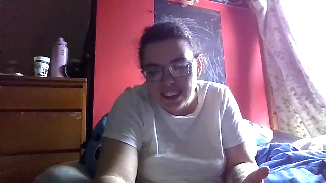 Snapshot of princessbr_013 chatting on 03-13-26, 03:29 princessbr 013 online show from 03-13-26, 03:29