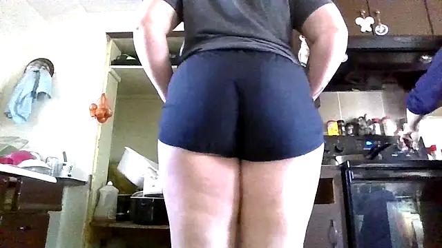 Snapshot of princessbr_013 chatting on 03-14-26, 06:02 princessbr 013 online show from 03-14-26, 06:02