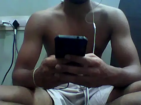 Snapshot of sunny26814 chatting on 03-10-26, 06:46 sunny26814 online show from 03-10-26, 06:46