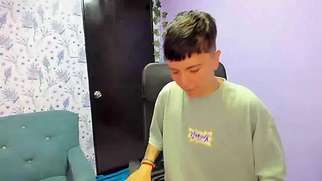  Hannah Hot online show from 09-14-25, 02:00