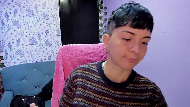  Hannah Hot online show from 09-30-25, 02:27