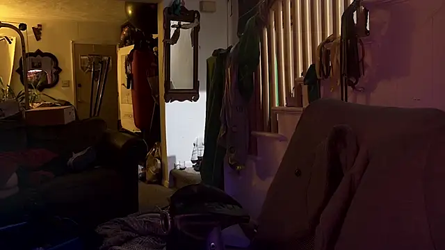 MasterDaddyCool online show from 11-28-25, 04:59