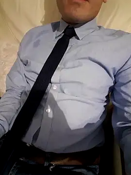 Snapshot of GentlemanMoney_ chatting on 02-12-26, 07:42 GentlemanMoney online show from 02-12-26, 07:42