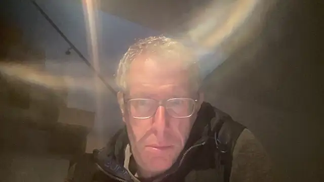 choupipat1 online show from 11-09-25, 06:44