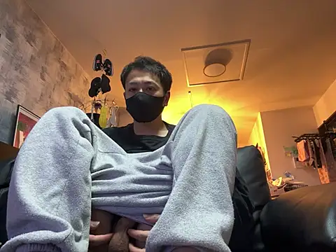 Snapshot of muut1215 chatting on 04-01-26, 10:05 muut1215 online show from 04-01-26, 10:05