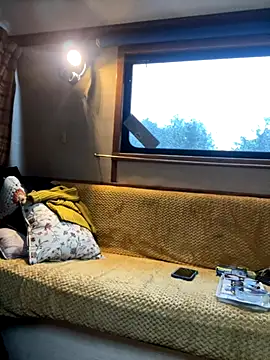 ladyboatlady online show from 10-03-25, 06:32