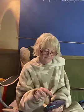 ladyboatlady online show from 02-04-26, 07:25