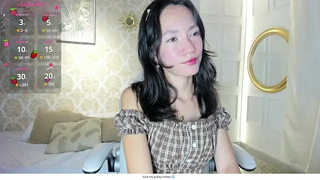 Snapshot of LilyThea chatting on 05-17-26, 09:55 LilyThea online show from 05-17-26, 09:55
