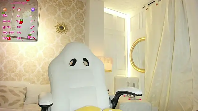 Snapshot of LilyThea chatting on 07-23-26, 01:58 LilyThea online show from 07-23-26, 01:58