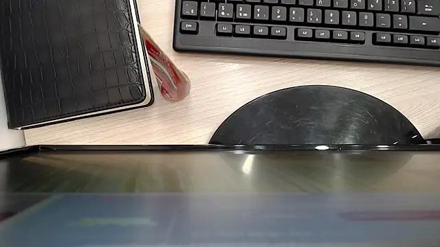 Snapshot of muriel_elvin chatting on 12-05-25, 08:12 muriel elvin online show from 12-05-25, 08:12