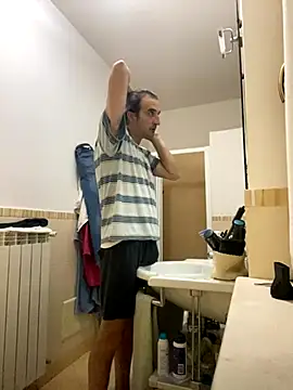 Snapshot of sasatimido chatting on 09-24-25, 04:16 sasatimido online show from 09-24-25, 04:16