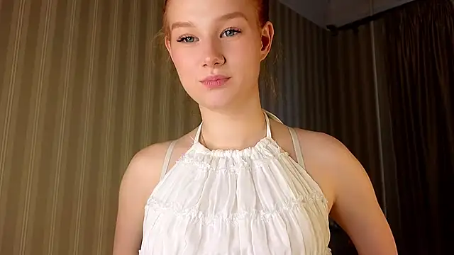 Juuulia  online show from 05-22-26, 02:44