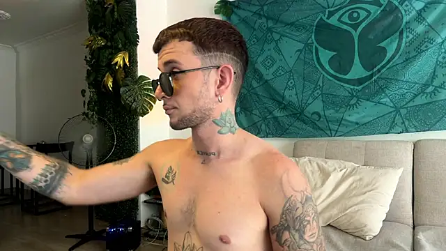 Neythancooper online show from 11-10-25, 07:13