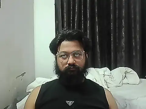 Dollseye online show from 04-11-26, 06:18