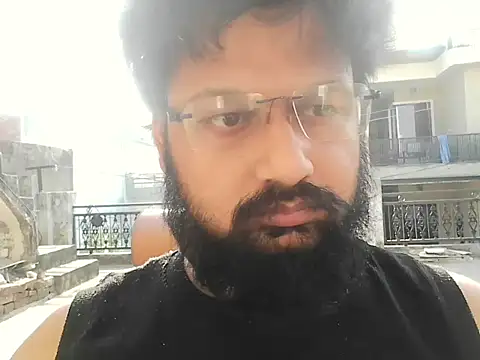 Dollseye online show from 04-25-26, 02:03