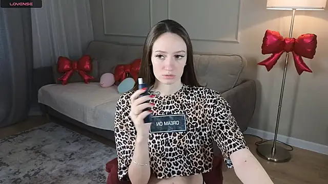 cutienaughtygirl online show from 03-10-26, 07:46